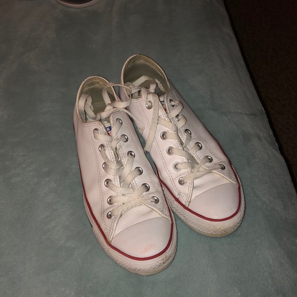 Converse Shoes - White Leather Converse/ NO OFFERS on this Item!!